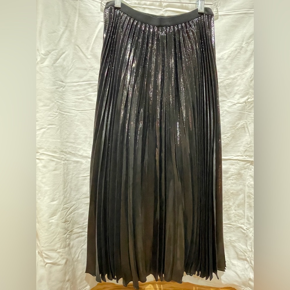 Diane Von Furstenberg Elegant Black Pleated Skirt